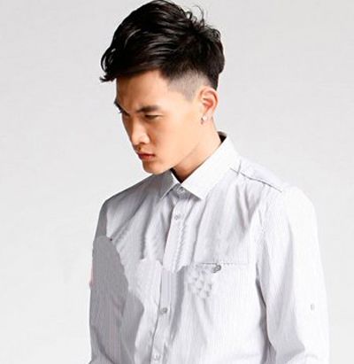 ��ʿ���߸����涼������ǰ�泤�ķ��� ��ʿ����ͷ�����м䳤ɶ����