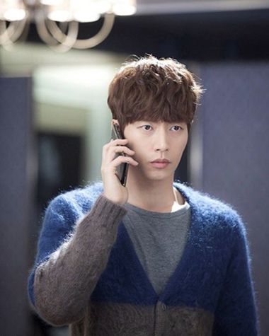 �������߰�Ģ��ͷ���� ����Ģ��ͷ����