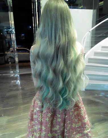 ������С��Ů��ͷ���ʺ�Ⱦʲô����ɫ ����Ⱦͷ����ɫ