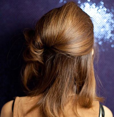 ����ͷ���ٵ�Ů���ʺ�ʲô�̷� ����ͷ�������ʺ���ô�̷�