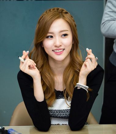 Բ���ʺ���Ы�ӱ費 Բ��Ů����ô��С��ÿ�