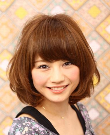 ����Բ���̷��ʺ�ʲô���� ��Բ���ʺϵĶ̷�����ͼƬ