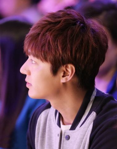 ��������ͷ����ɫ ����ʲô��ɫͷ���