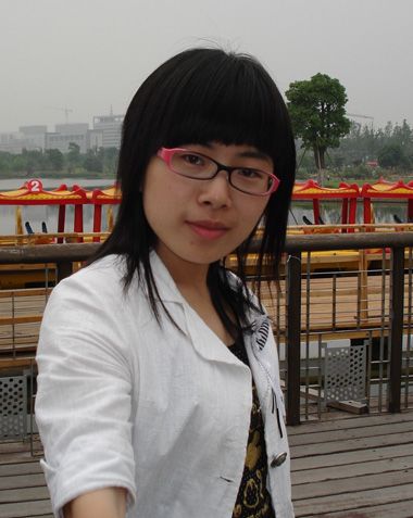 ���۾�Բ���ʺ�ʲô���� 2015Ů��Բ�����۾��̷�����ͼƬ