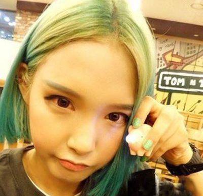 �����ʺ�Ⱦʲô��ɫ ����2015���з���ŮȾɫ