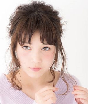 长脸型扎头发简单好看图解 长脸怎么扎好看头发