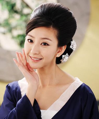 ������Ů���̷����� ����������������ͷ����