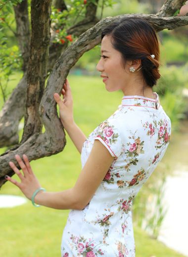 ����Ů���黨�跢����� ��������黨�跢��