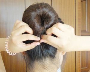 СŮ������ͷ�ù�����ô�� СŮ����ͨ����ͷ��������