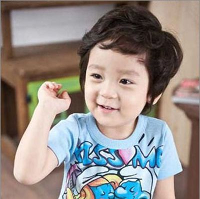 һ��С�к��Ĺ���ͷ һ�걦�������к�