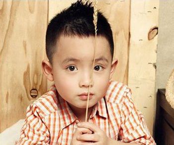 ��ͯ����������� �к��м䳤���߶̵ķ���ͼƬ