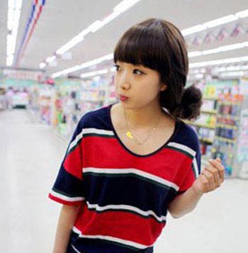 �������̷�������� Ů������ͷ��������