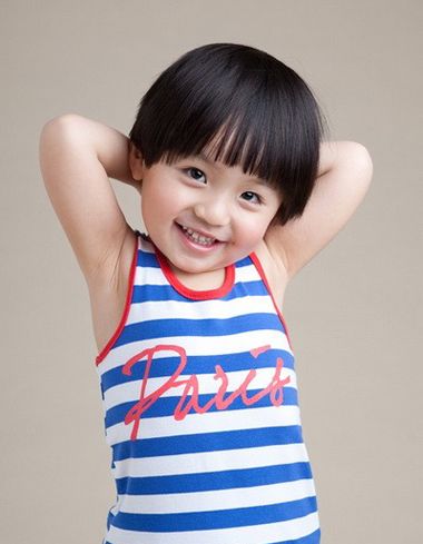 3��С�к�����ͷ����ͼƬ 3���б����̷�����