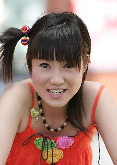 ������ǰ�ʺ���ʲô���� Ů�����ӷ���ͼƬ