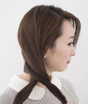 �����ͷ������黨���ڼ�һ�ߵķ��͵�����