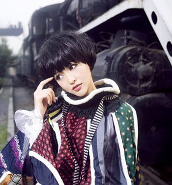 ��ѧ����Ů���̷������������� ����ѧ���ʺ�ʲô�̷�