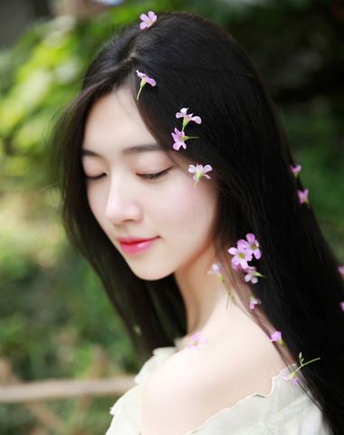 ������У԰������ŮͼƬ ��������������������ͼƬ