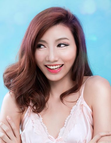 25��Ů����Ƥ���ʺ���Ⱦʲô���ķ��� Ƥ����Ӧ��Ⱦʲô��ɫ��ͷ��