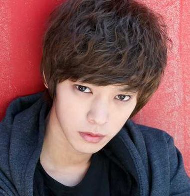 �����������˸�����ͷ�� ���������˷���ͼƬ��ȫ