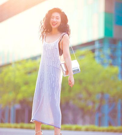 ����������������ͼƬ ����Ů���г�������