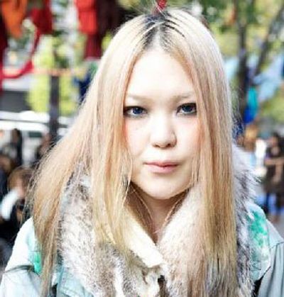 �з�ֱ����Ƥ��ƫ����Ů����Ⱦʲô��ɫ�ÿ� Ů���г���ȾɫͼƬ