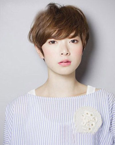 ��Բ��ͷ����Ů���ʺϵĶ̷����� 2015Ů����Բ���̷�ֱ������ͼƬ