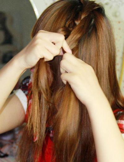 ѧ������Ů���෢���� ����ѧ���ͱ෢ͼ��