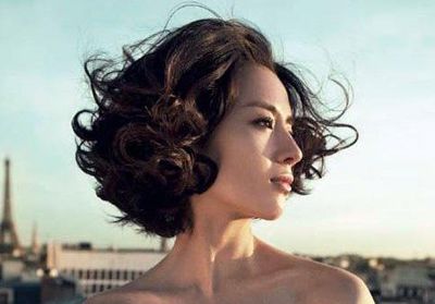 圆脸烫什么发型好看图片 圆脸短发烫发发型