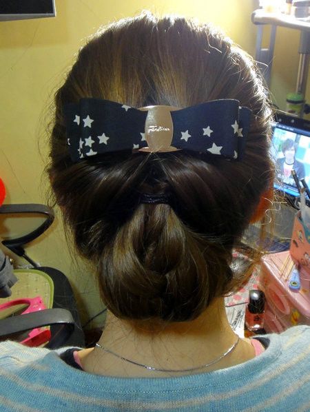 ���˽�����ͷ������ �򵥴󷽵���ͷ������