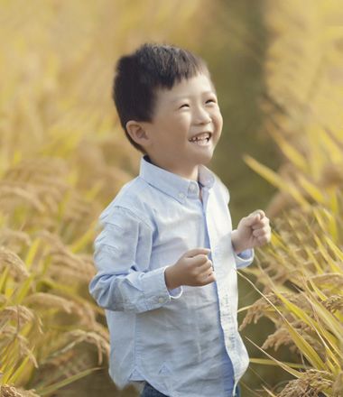 ��ͯб����˧��ͷ�� б�����̷�����ͼƬ