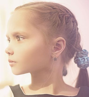 СŮ����ʲô������ÿ� ������СŮ��ͷ��