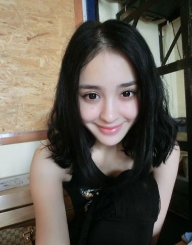 �滨�̺�ɫ�ÿ��� ѧ����ɫ�滨�̷���