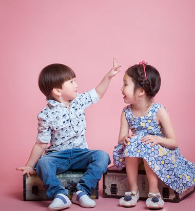 �������ʺ�С���ı��� СŮ����ͷ���ķ���ͼ��