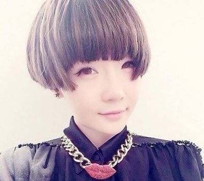 Ů����ǰ����ͷ��ô���� Ů������ͷ��ô����