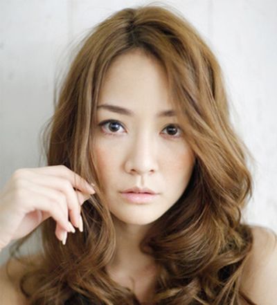 ������ͷ���ٵ�Ů���ʺ�ʲô���� �ʺϳ�����Ů�ķ������