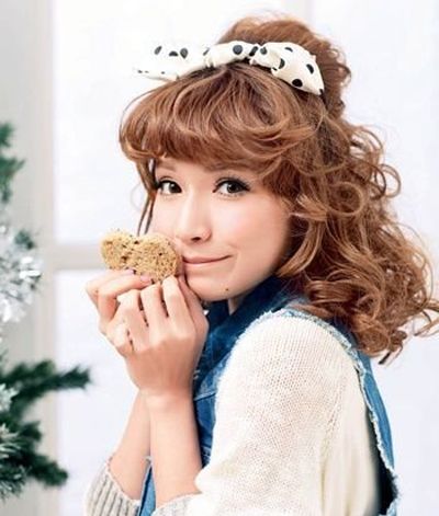 ����С���̷������� 2016���е�С���г�����