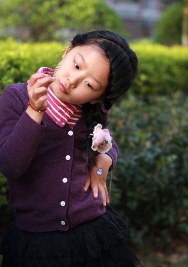 12��СŮ��ͷ����ô�໨�� СŮ��ͷ���ı෨