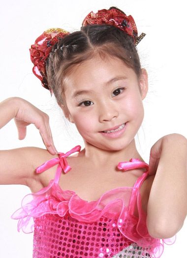 ������ʲôͷ�ͺÿ� ��̨�ϵ�СŮ����ͷ��