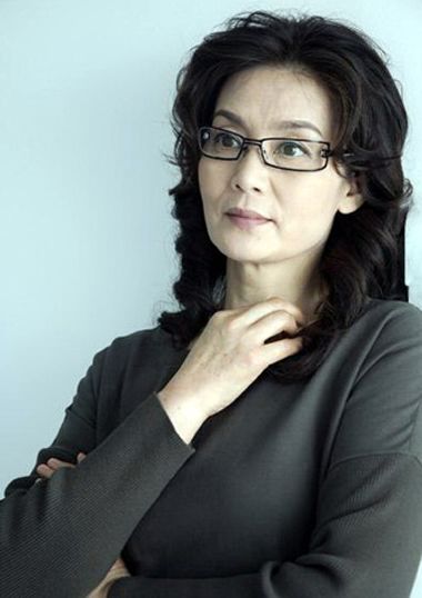 ������Ůʿͷ�Ƚϴ������������� ��ô���������ķ���