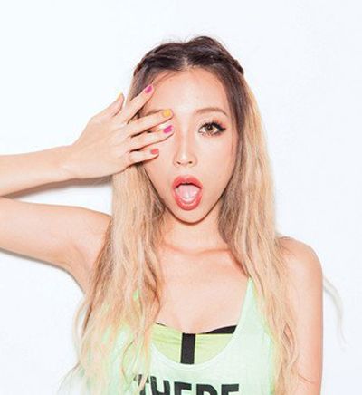 �����зַ������� СŮ��������������