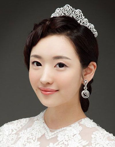 �����ʺ���ʲô���ļ򵥷��� ����Ů���ʺ��̵ķ���