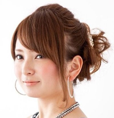 �̵ܶ�ͷ�������� ͷ����Ҳ��ֱ��ô��