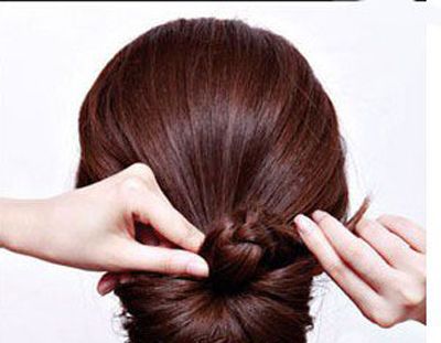 ����Ů�Է�������ͷ���̷� ����Ů���̷���������