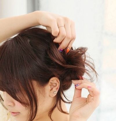 如何扎头发能遮住大脸 大脸型头发的扎法