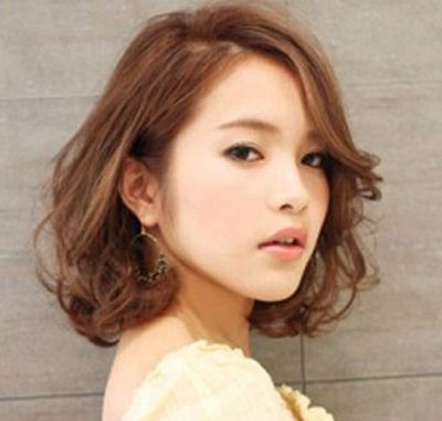 Բ����Ů�̸�ɶͷ���ÿ� Բ����ʲô�Գ���