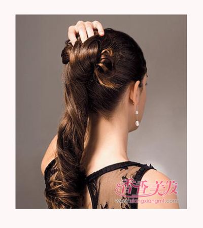 ��Բ�������ͷ�� 18��Ů������+����