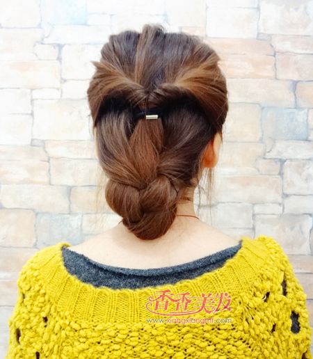 ֱ����򵥵���ͷ���� Ůʿ�̷����͵ļ�����