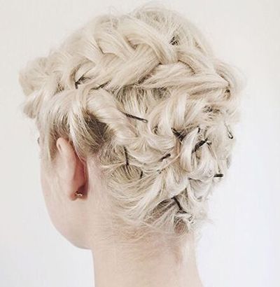 �볤������ô���� 2016���·���Ů������δ���