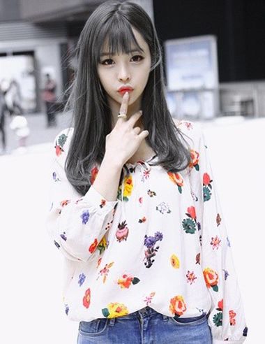 ��ɫͷ��ֻ�̷�β ��ɫ�з��̷�����ͼƬ