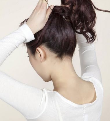 ����¶���̷���ô�� ¶��ͷ�������̷�